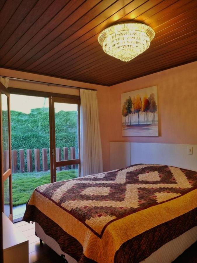 Casa de férias Maravilhosa Casa Em Campos do Jordão